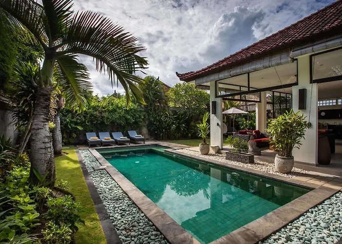 Villa Surga Seminyak 