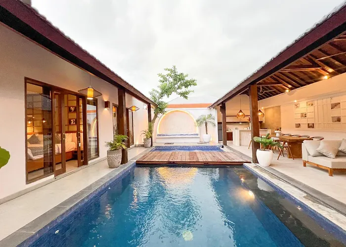 Apple Villa & Suite Seminyak